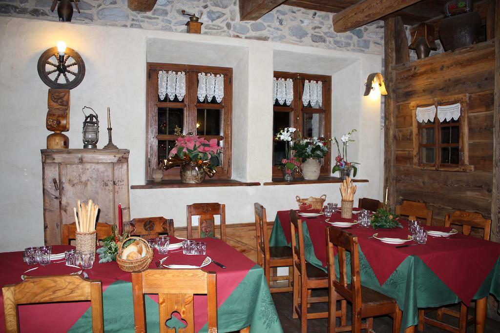 Agriturismo Barba Gust Cesana Torinese Ngoại thất bức ảnh