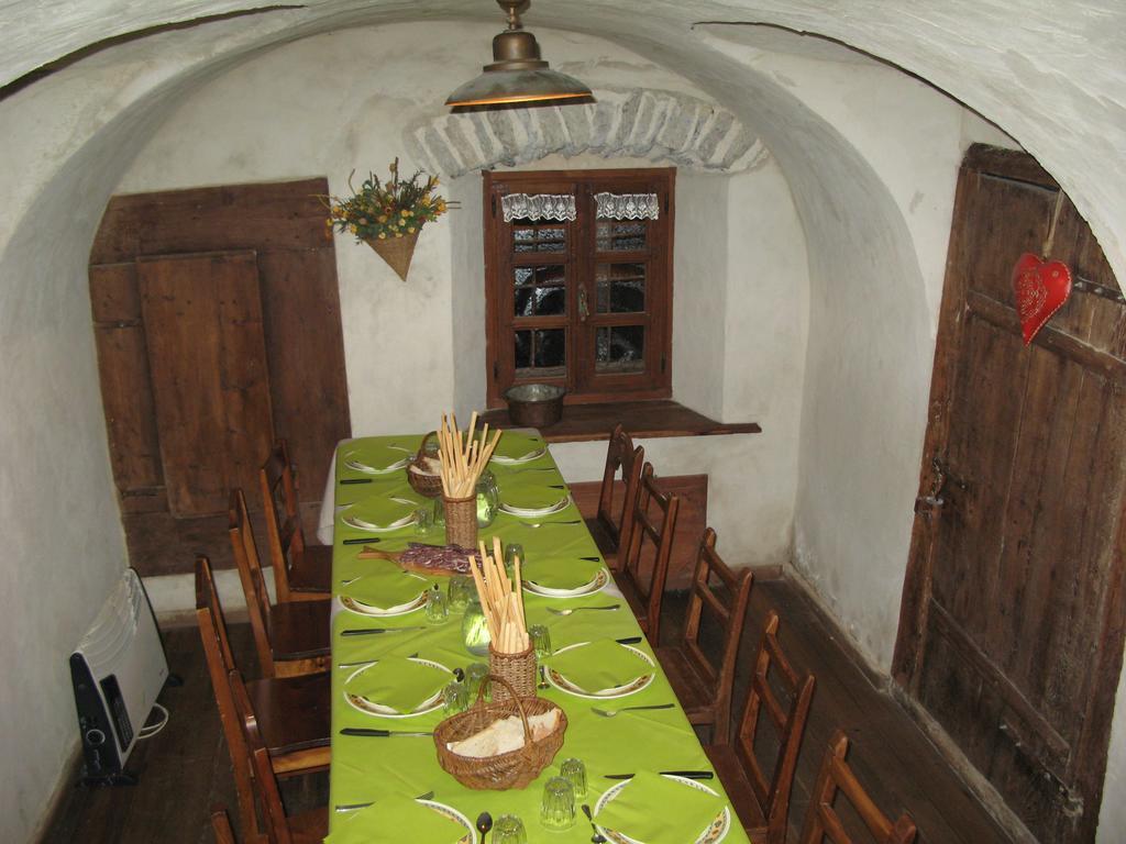 Agriturismo Barba Gust Cesana Torinese Ngoại thất bức ảnh