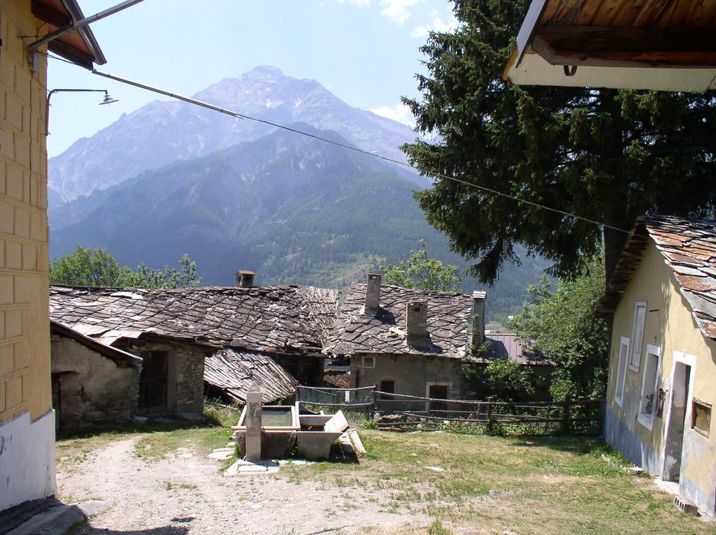 Agriturismo Barba Gust Cesana Torinese Ngoại thất bức ảnh